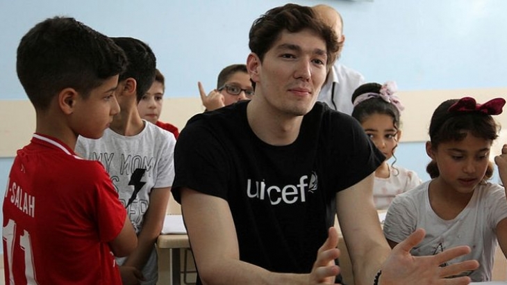 UNICEF Gençlik Destekçisi ve milli basketbolcumuz Cedi Osman'dan tüm gençlere mesaj var!